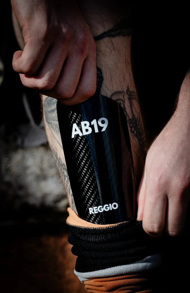 Reggio Shin-pads