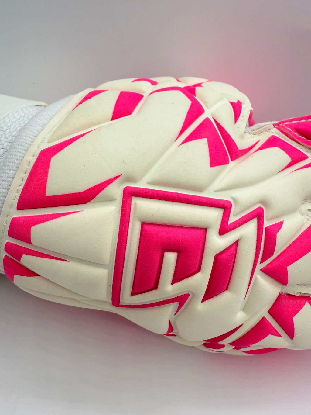 EG1 GK Glove “EDGE”